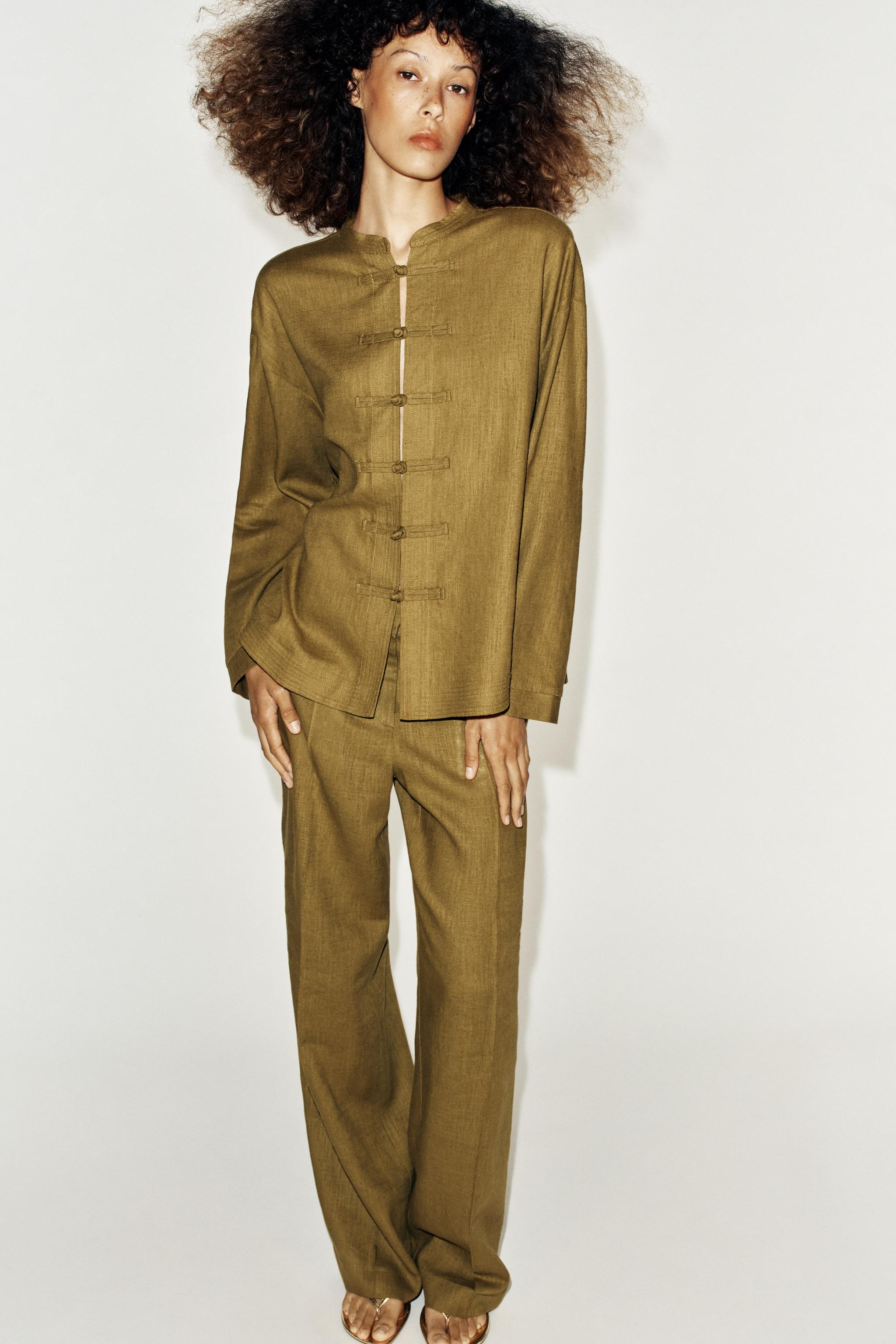 LINEN SHIRT WITH FROG FASTENING